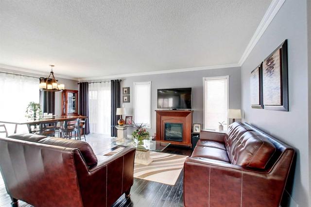430 Ramblewood Dr, House detached with 2 bedrooms, 3 bathrooms and 6 parking in Wasaga Beach ON | Image 5
