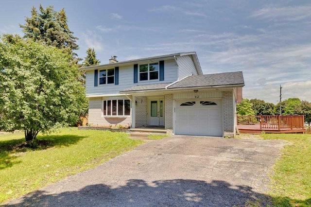 42 Viewmont Clse, House detached with 3 bedrooms, 3 bathrooms and 5 parking in Kitchener ON | Image 1