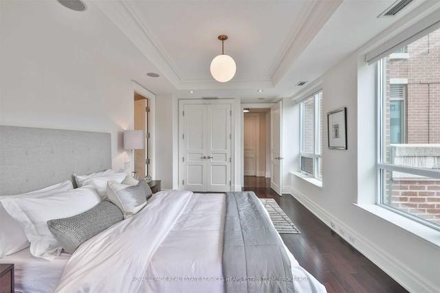 507 - 155 St Clair Ave W, Condo with 2 bedrooms, 3 bathrooms and 2 parking in Toronto ON | Image 28