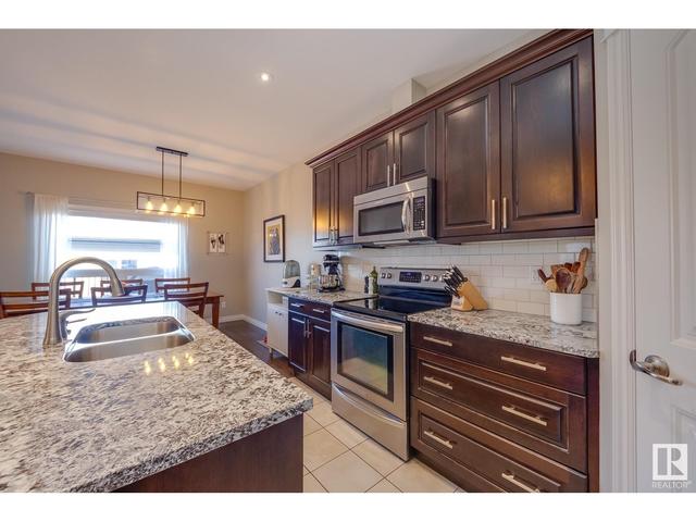 7744 81 Av Nw, House semidetached with 4 bedrooms, 3 bathrooms and null parking in Edmonton AB | Image 10