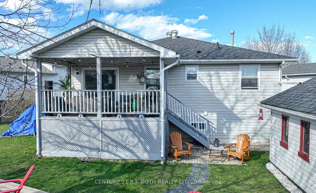51 Courtney Cres, House detached with 3 bedrooms, 2 bathrooms and 3 parking in Orillia ON | Image 13