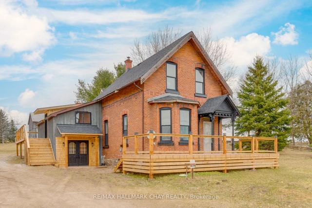 1998 Old Barrie Rd E, House detached with 5 bedrooms, 4 bathrooms and 10 parking in Oro Medonte ON | Image 1