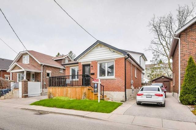 27 Verney St, House detached with 3 bedrooms, 1 bathrooms and 6 parking in Guelph ON | Image 12
