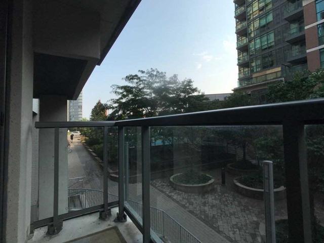 217 - 68 Abell St, Condo with 0 bedrooms, 1 bathrooms and 0 parking in Toronto ON | Image 2