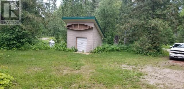 1625 Acorn Road, House detached with 2 bedrooms, 1 bathrooms and 10 parking in Columbia Shuswap F BC | Image 30