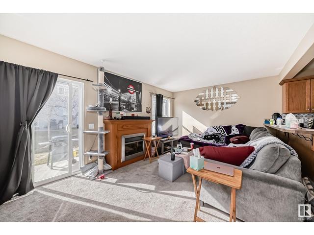 82 - 230 Edwards Dr Sw, House attached with 3 bedrooms, 1 bathrooms and 2 parking in Edmonton AB | Image 12