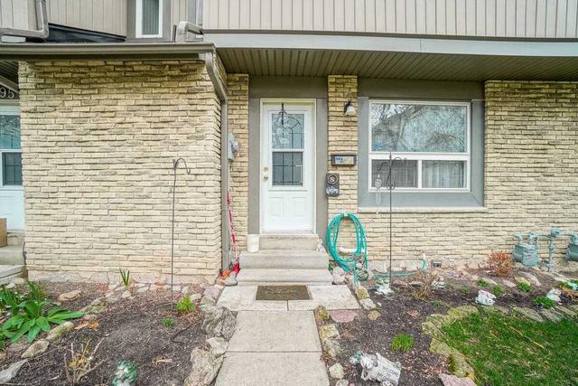 693 Woodward Ave, Townhouse with 3 bedrooms, 3 bathrooms and 1 parking in Milton ON | Image 28