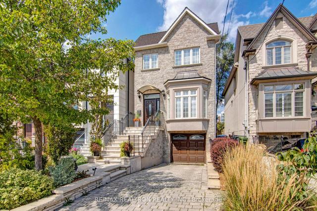 412 Deloraine Ave, House detached with 3 bedrooms, 4 bathrooms and 3 parking in Toronto ON | Image 1