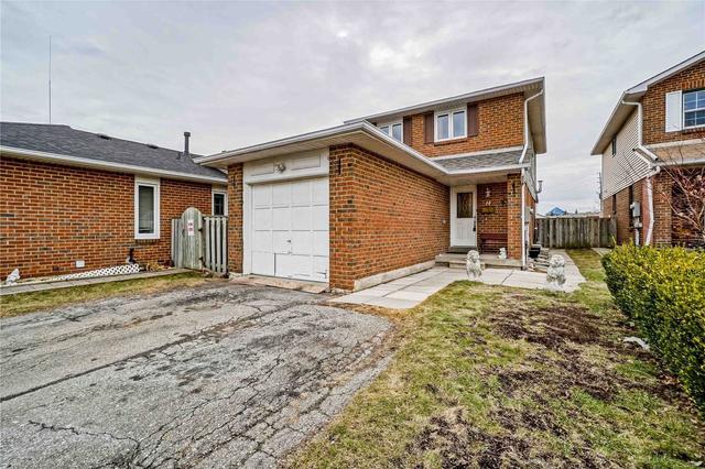 14 Helios Pl, House detached with 3 bedrooms, 2 bathrooms and 3 parking in Brampton ON | Image 10