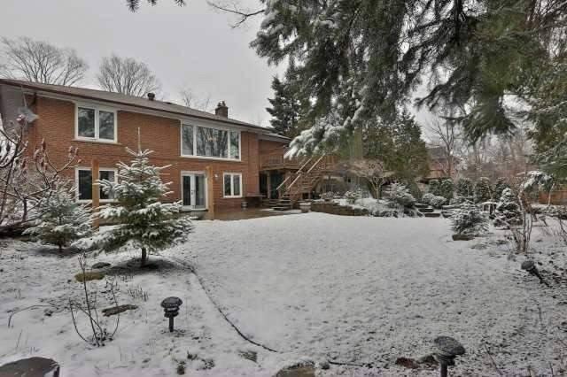 328 Burton Rd, House detached with 2 bedrooms, 2 bathrooms and 5 parking in Oakville ON | Image 10