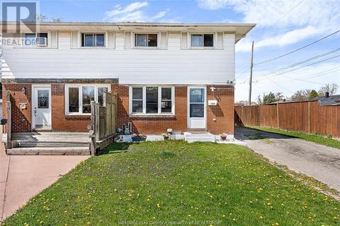 1615 Curry, House semidetached with 3 bedrooms, 1 bathrooms and null parking in Windsor ON | Card Image