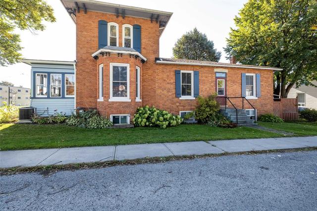 72 Ontario St, House detached with 2 bedrooms, 3 bathrooms and 3 parking in Clarington ON | Image 32
