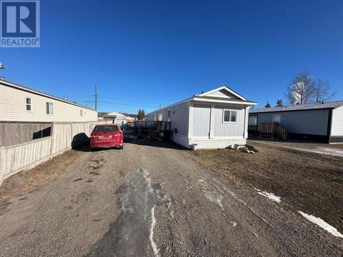 10479 103 Street, House other with 3 bedrooms, 2 bathrooms and null parking in Taylor BC | Card Image