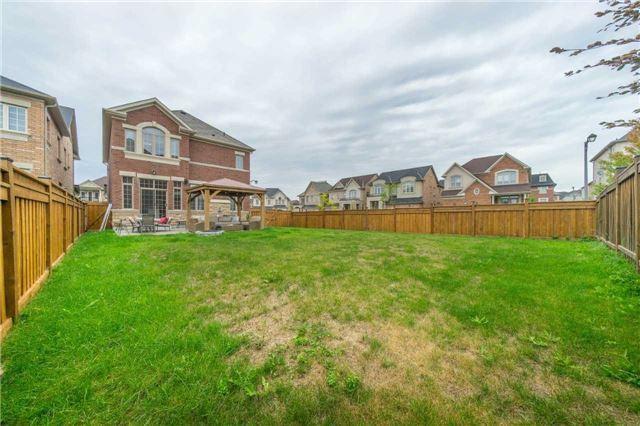 79 Chaiwood Crt, House detached with 4 bedrooms, 4 bathrooms and 3 parking in Vaughan ON | Image 17