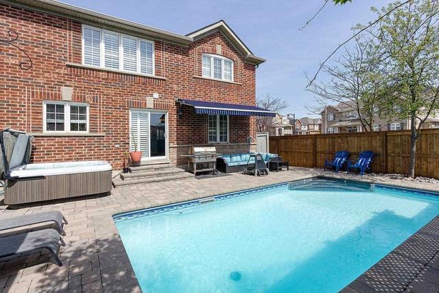 1244 Field Dr, House detached with 4 bedrooms, 3 bathrooms and 4 parking in Milton ON | Image 18