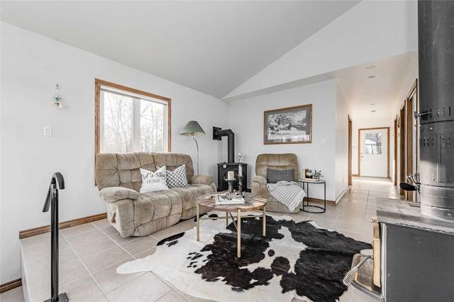 7622 Sideroad 8 E, House detached with 2 bedrooms, 1 bathrooms and 13 parking in Wellington North ON | Image 31