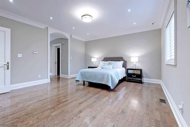 183 Connaught Ave, House detached with 4 bedrooms, 6 bathrooms and 6 parking in Toronto ON | Image 10