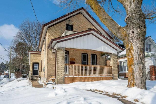 155 Lancaster St W, House detached with 3 bedrooms, 2 bathrooms and 3 parking in Kitchener ON | Image 1