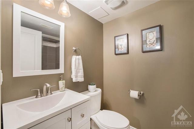 714 Regiment Avenue, Townhouse with 3 bedrooms, 4 bathrooms and 3 parking in Ottawa ON | Image 23