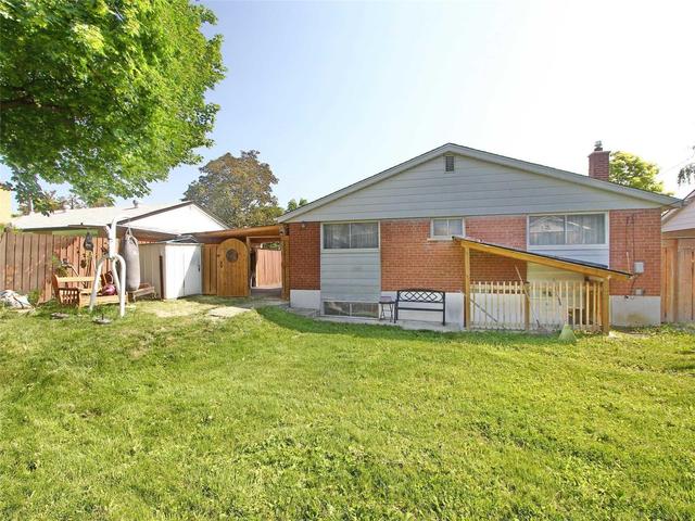 15 Fairfield Ave E, House detached with 3 bedrooms, 2 bathrooms and 6 parking in Brampton ON | Image 20