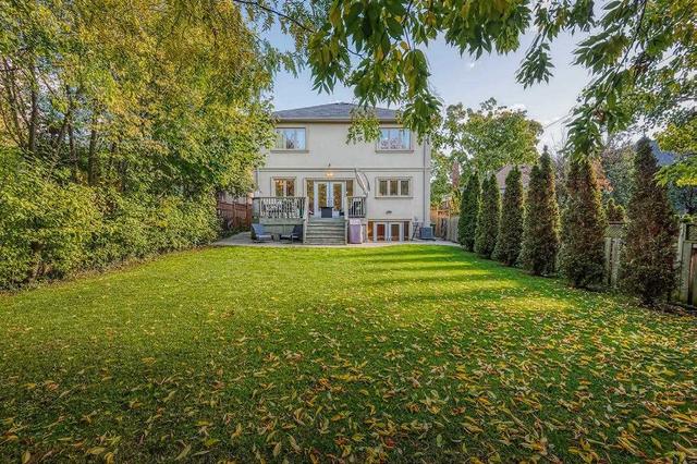 132 Milton St, House detached with 4 bedrooms, 4 bathrooms and 3 parking in Toronto ON | Image 9