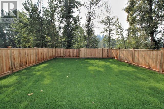 512 Similkameen Avenue, House detached with 3 bedrooms, 2 bathrooms and 2 parking in Princeton BC | Image 19