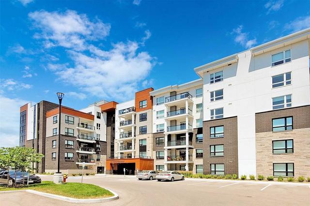 ph 604 - 340 Plains Rd E, Condo with 2 bedrooms, 2 bathrooms and 1 parking in Burlington ON | Image 1