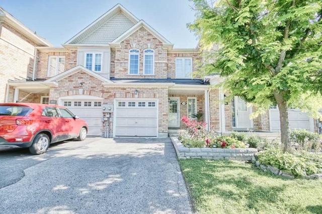 1080 Brook Gardens Marsh Gdns, Townhouse with 3 bedrooms, 3 bathrooms and 3 parking in Newmarket ON | Image 1