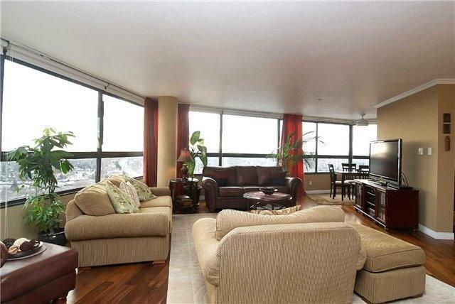 2011 - 1300 Bloor St, Condo with 2 bedrooms, 2 bathrooms and 1 parking in Mississauga ON | Image 8