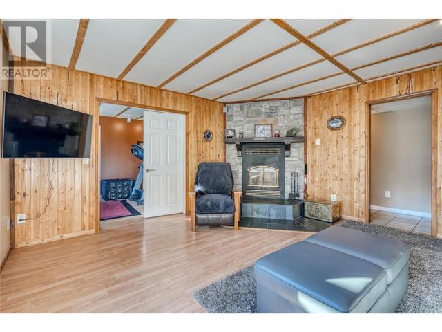 5203 Silver Court, House detached with 4 bedrooms, 2 bathrooms and 12 parking in Peachland BC | Image 20