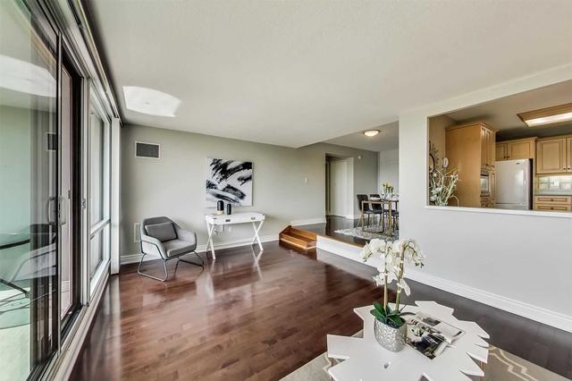 708 - 260 Scarlett Rd, Condo with 1 bedrooms, 1 bathrooms and 1 parking in Toronto ON | Image 30