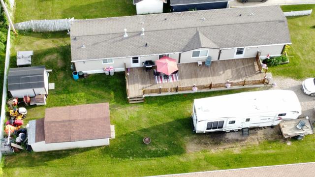 207 4a Street, House detached with 3 bedrooms, 2 bathrooms and 4 parking in Fox Creek AB | Image 37