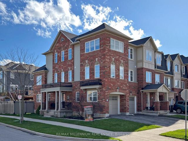 69 Betterton Cres, House attached with 3 bedrooms, 3 bathrooms and 4 parking in Brampton ON | Image 12