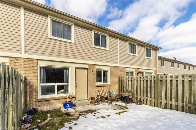 114 - 277 Pioneer Drive, House attached with 4 bedrooms, 2 bathrooms and 3 parking in Kitchener ON | Image 24