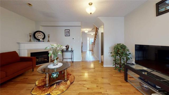 81 Timbertop Cres, House attached with 3 bedrooms, 3 bathrooms and 3 parking in Brampton ON | Image 19