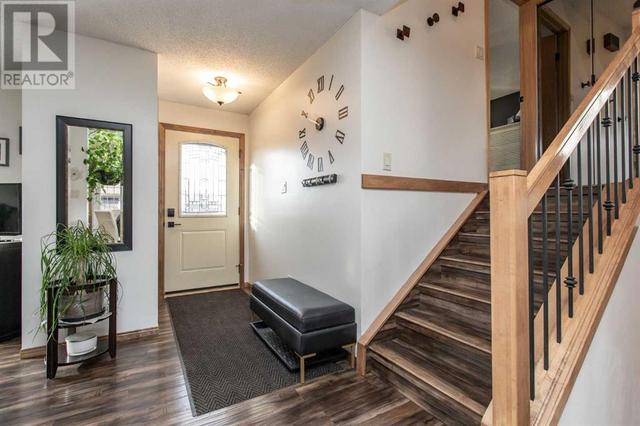 32 Drake Close, House detached with 4 bedrooms, 2 bathrooms and 4 parking in Red Deer AB | Image 11
