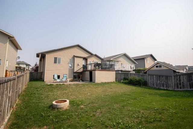 11465 69 Avenue, House detached with 5 bedrooms, 3 bathrooms and 4 parking in Grande Prairie AB | Image 27