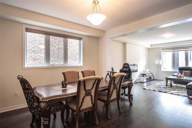 286 Valermo Dr, House detached with 4 bedrooms, 3 bathrooms and 4 parking in Toronto ON | Image 3