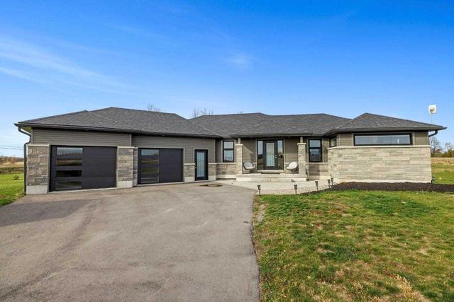 727 Matthie Rd, House detached with 3 bedrooms, 3 bathrooms and 12 parking in Prince Edward County ON | Image 12
