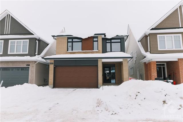 621 Moonflower Crescent, House detached with 5 bedrooms, 5 bathrooms and 6 parking in Ottawa ON | Image 1