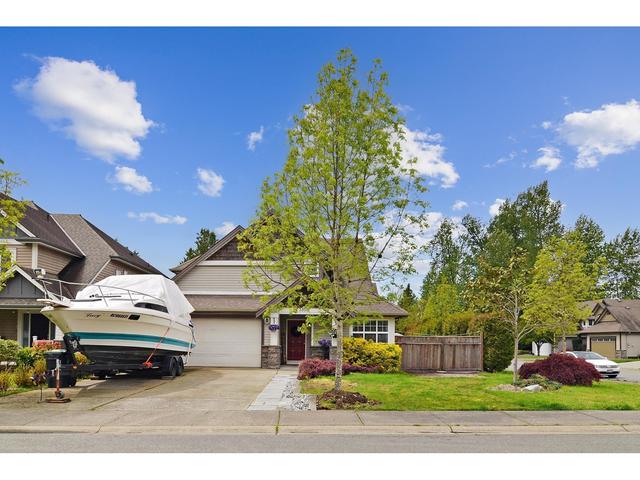 3395 272b Street, House detached with 4 bedrooms, 3 bathrooms and 4 parking in Langley BC | Card Image