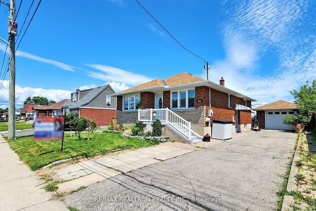 819 Ritson Rd S, House detached with 3 bedrooms, 2 bathrooms and 5 parking in Oshawa ON | Image 31