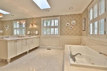 468 Cranbrooke Ave, House detached with 4 bedrooms, 5 bathrooms and 4 parking in Toronto ON | Image 9