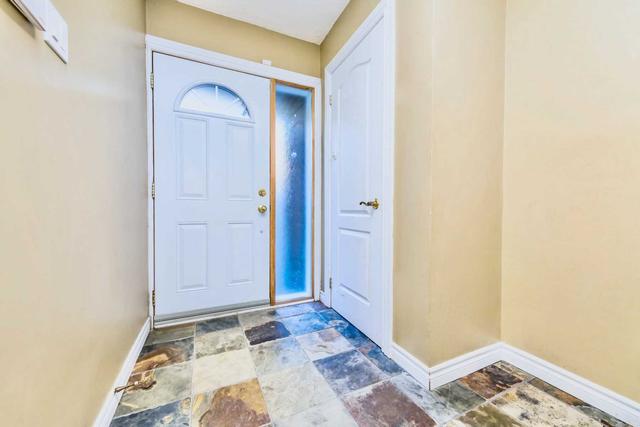 3 - 1051 Cedarglen Gate, Townhouse with 3 bedrooms, 3 bathrooms and 2 parking in Mississauga ON | Image 31