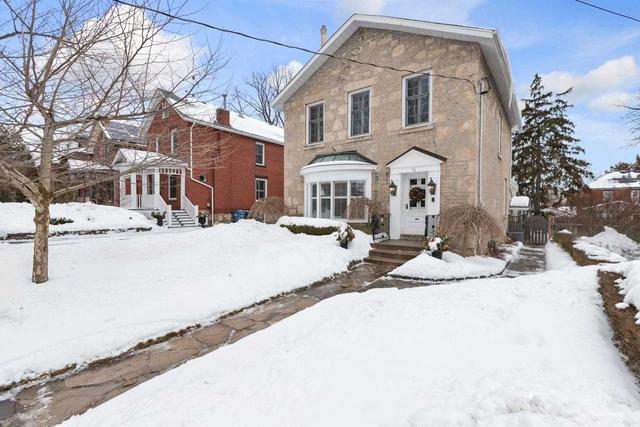 74 Durham St, House detached with 3 bedrooms, 3 bathrooms and 4 parking in Guelph ON | Image 1