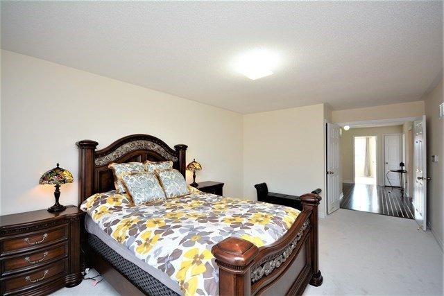 15 Forsyth Cres, House detached with 4 bedrooms, 3 bathrooms and 2 parking in Barrie ON | Image 17