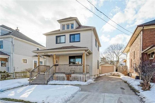 4553 Fifth Ave, House detached with 4 bedrooms, 2 bathrooms and 4 parking in Niagara Falls ON | Image 1