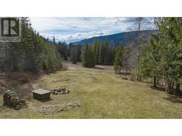 1195 Sugar Lake Road, House detached with 2 bedrooms, 2 bathrooms and 15 parking in North Okanagan E BC | Image 70