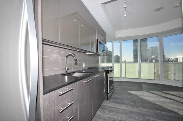 2805 - 403 Church St, Condo with 2 bedrooms, 2 bathrooms and 0 parking in Toronto ON | Image 15