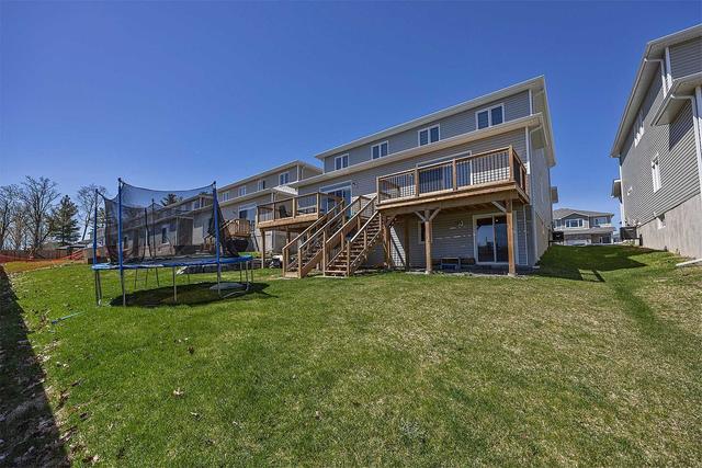 1223 Max Cres, House semidetached with 3 bedrooms, 3 bathrooms and 2 parking in Kingston ON | Image 37
